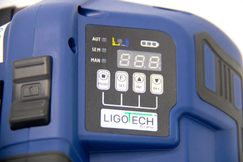 Bandownica akumulatorowa LigoTech LGT 260. Wiązarka akumulatorowa, napinacz taśmy spinającej pp i pet. Systemy pakowania Cyklop